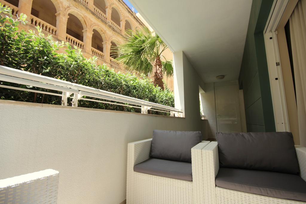 Summer Breeze Appartement Sliema Buitenkant foto